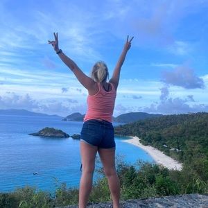 Meet your Posher, Natalie